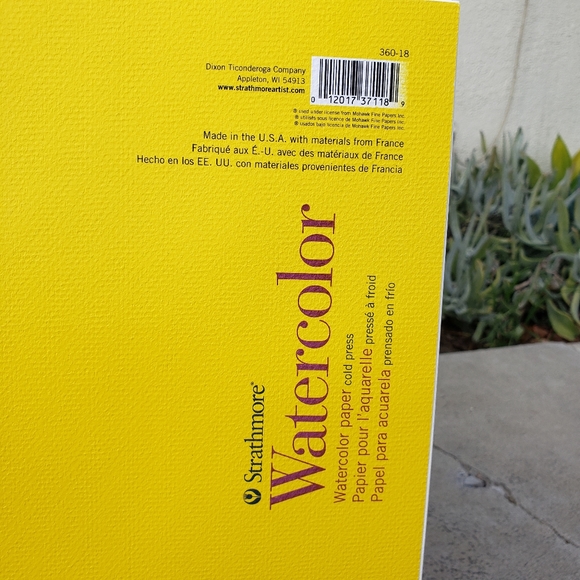 NEW Strathmore LARGE 300 Series Watercolor Pad Cold Press 18"x24" 12 Sheets - Picture 3 of 4